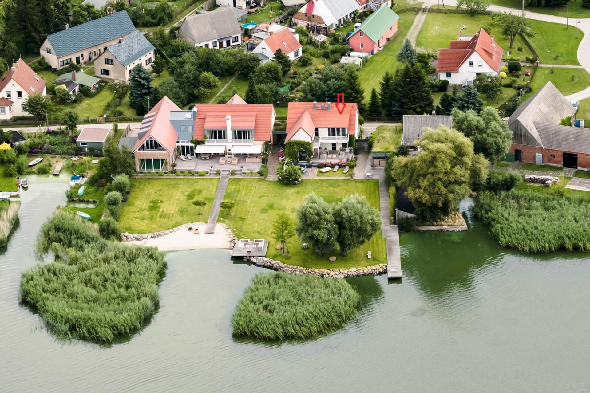 Rankwitz Peeneblick - Traumhaus In Exklusiver Direktlage Am Wasser Mit Eigenem Bootssteg Fuer 8 Personen מראה חיצוני תמונה